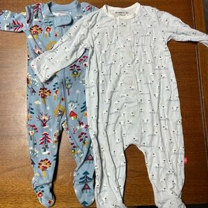 2pak- Hannah Andersson and Magnetic me newborn footie pajamas